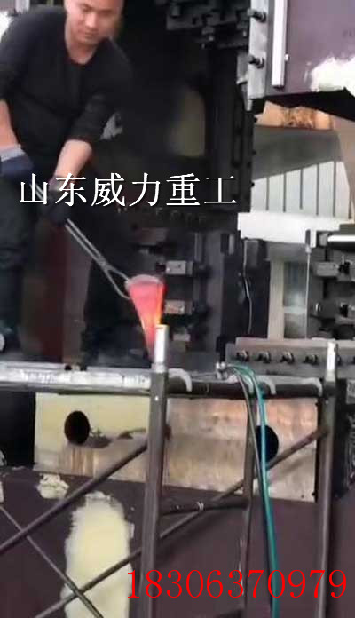 3600噸液壓模鍛框架式壓力機生產(chǎn)中